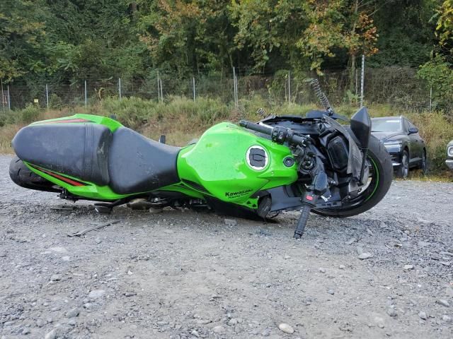 2024 Kawasaki EX650 P