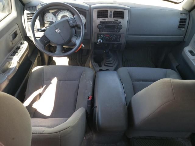 2006 Dodge Dakota Quad SLT