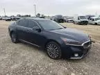 2017 KIA Cadenza Premium