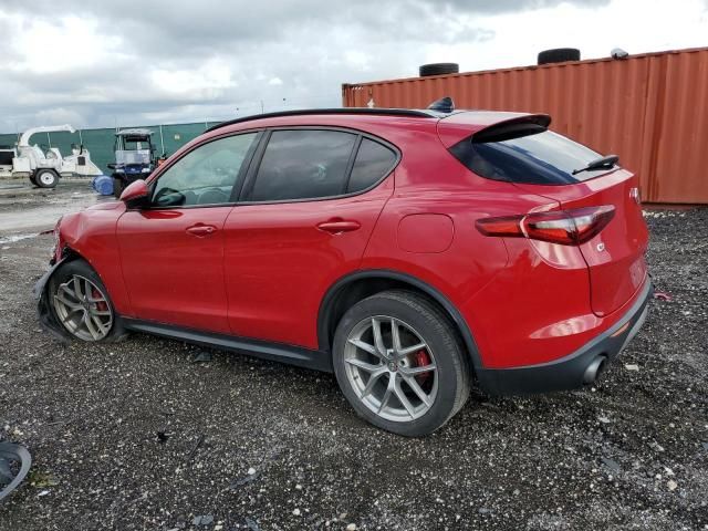 2018 Alfa Romeo Stelvio Sport