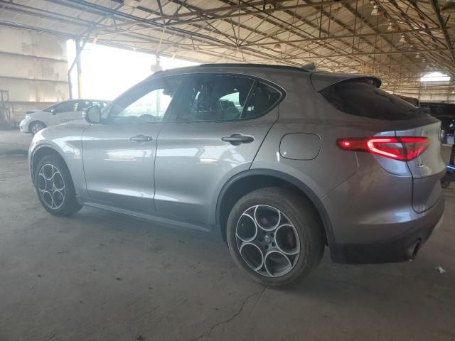 2018 Alfa Romeo Stelvio Sport