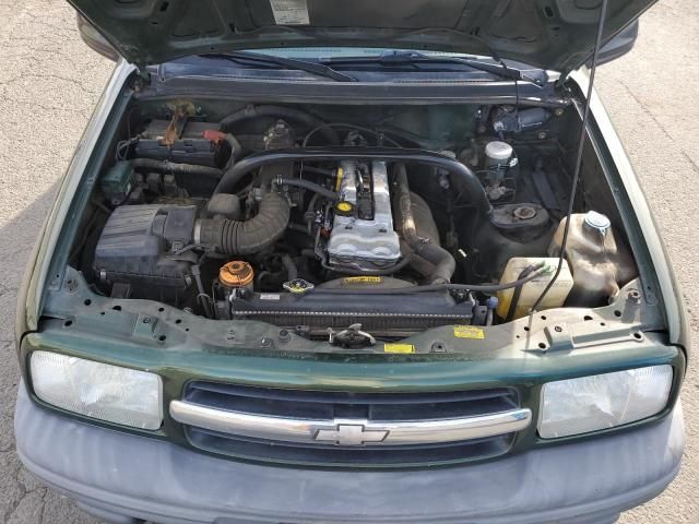 2001 Chevrolet Tracker