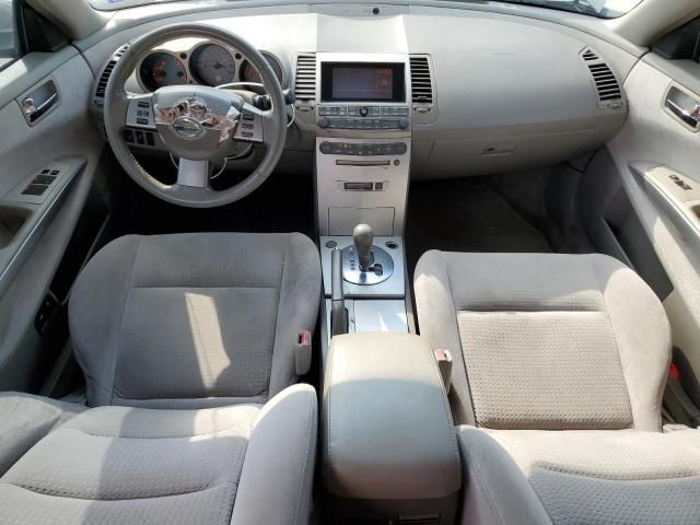 2005 Nissan Maxima SE