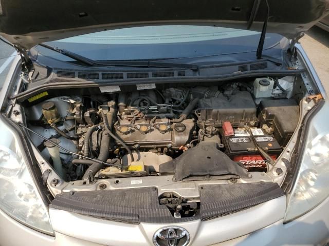 2006 Toyota Sienna CE