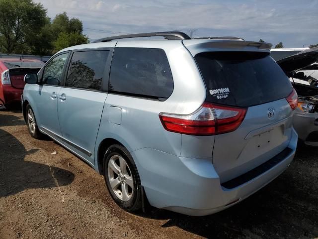 2015 Toyota Sienna LE