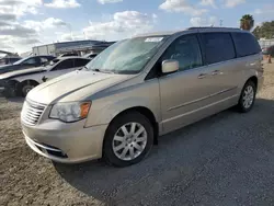 Compre carros salvage a la venta ahora en subasta: 2013 Chrysler Town & Country Touring