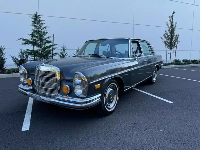 1971 Mercedes-Benz 280 SEL