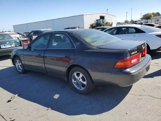 1999 Lexus ES 300