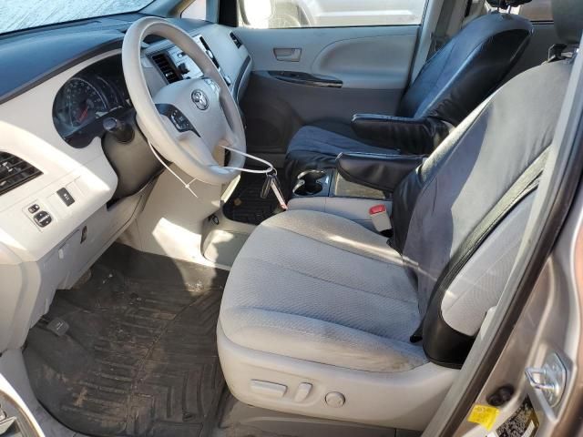 2012 Toyota Sienna LE