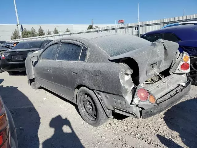 2004 Nissan Altima Base