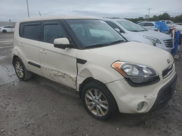 2013 KIA Soul +