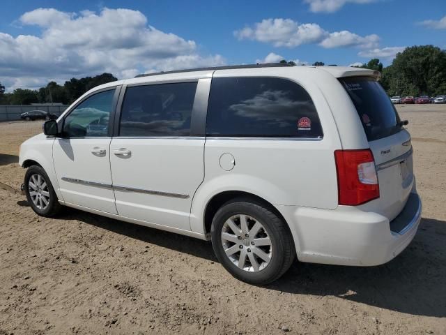 2011 Chrysler Town & Country Touring L