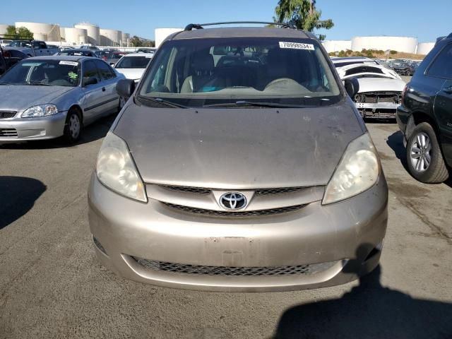 2006 Toyota Sienna CE