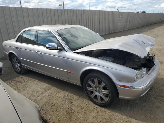 2004 Jaguar Vandenplas