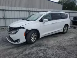 Chrysler Vehiculos salvage en venta: 2018 Chrysler Pacifica Touring L