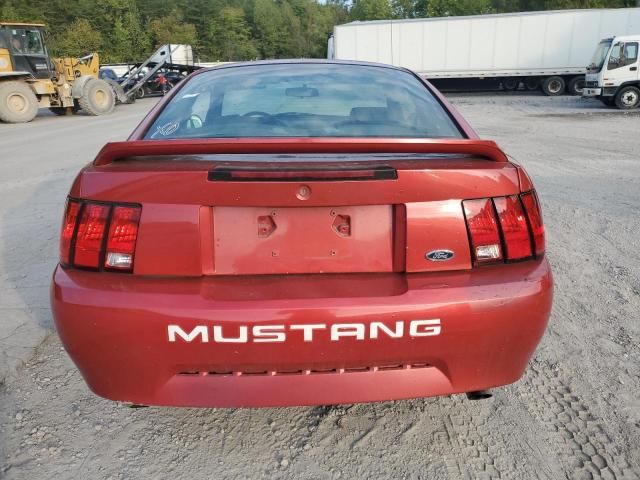 2000 Ford Mustang