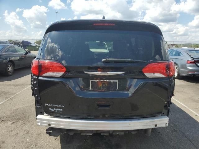 2017 Chrysler Pacifica Touring L Plus