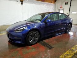 Carros salvage sin ofertas aún a la venta en subasta: 2022 Tesla Model 3