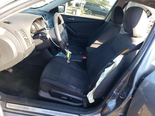 2010 Nissan Altima Base