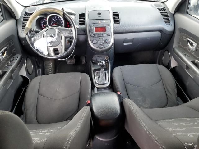 2013 KIA Soul +