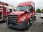 2019 Freightliner Cascadia 126