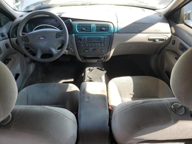 2002 Ford Taurus SE