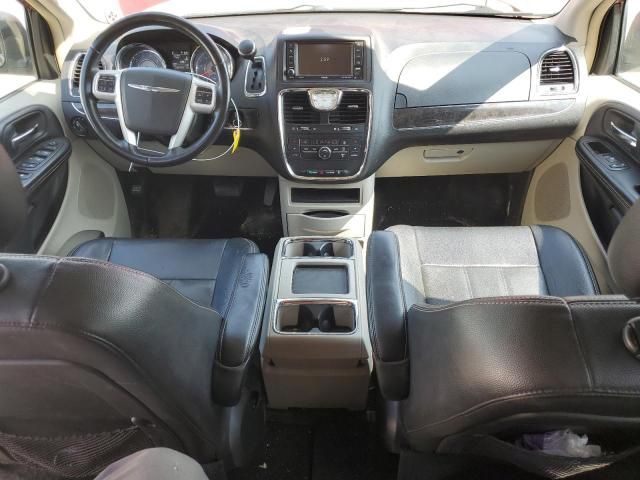 2015 Chrysler Town & Country Touring