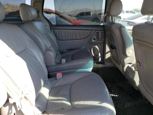 2006 Toyota Sienna XLE