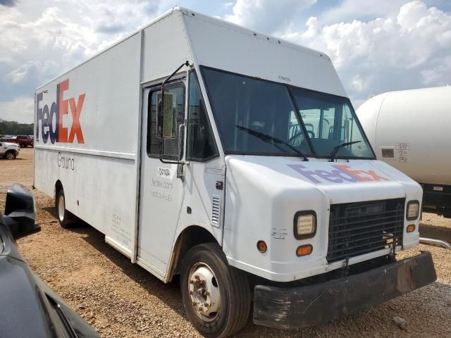 2005 Freightliner Chassis M Line WALK-IN Van