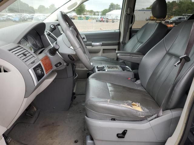 2008 Chrysler Town & Country Touring