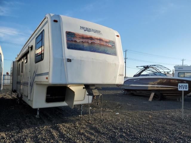 1999 Monon 45x96 Travel Trailer