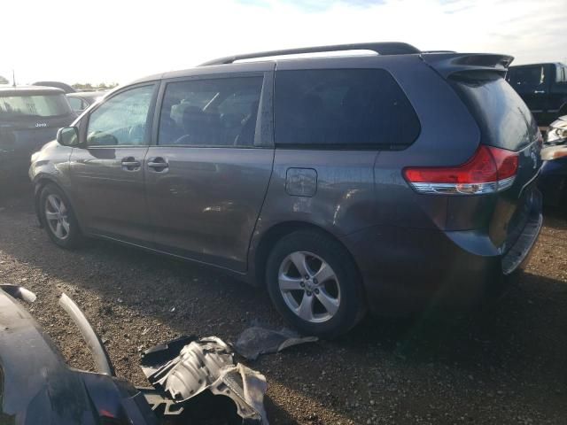 2011 Toyota Sienna LE