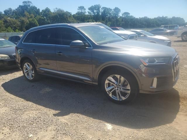 2020 Audi Q7 Premium Plus