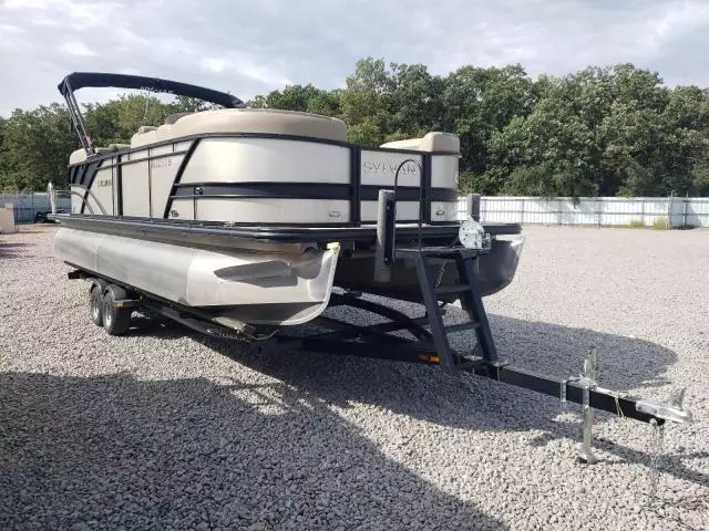 2021 Sylvan Pontoon