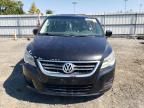 2014 Volkswagen Routan SE