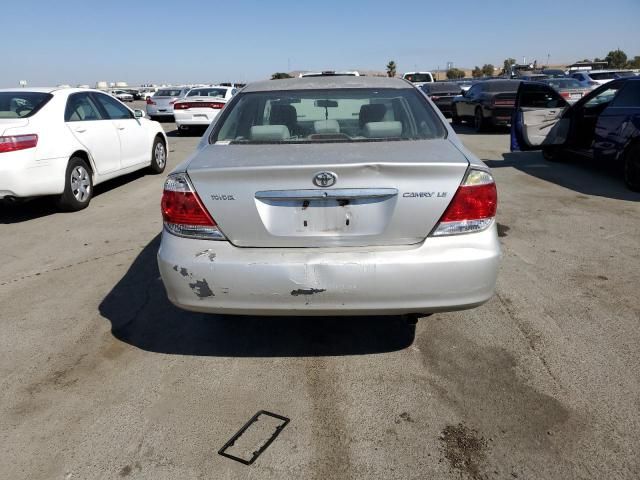 2005 Toyota Camry LE