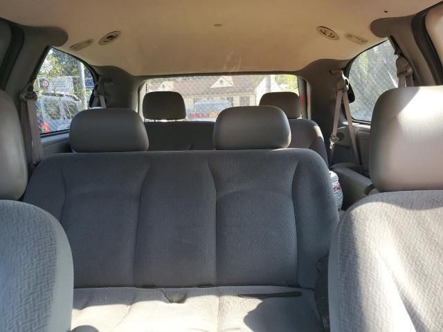 2005 Dodge Grand Caravan SE