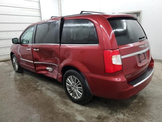 2014 Chrysler Town & Country Touring L