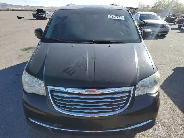 2012 Chrysler Town & Country Touring