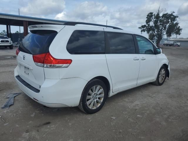 2014 Toyota Sienna XLE