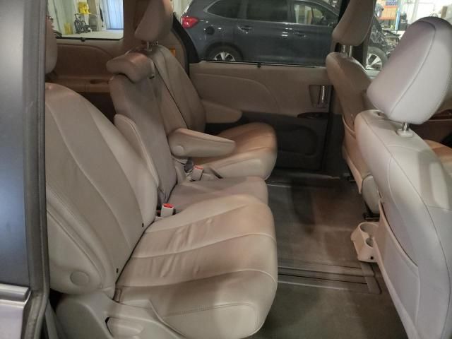 2012 Toyota Sienna XLE