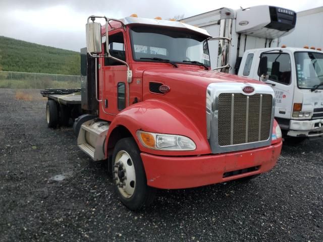 2017 Peterbilt 337