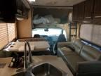 2014 Ford Econoline E450 Super Duty Cutaway Van