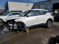 Nissan Vehiculos salvage en venta: 2023 Nissan Kicks SV