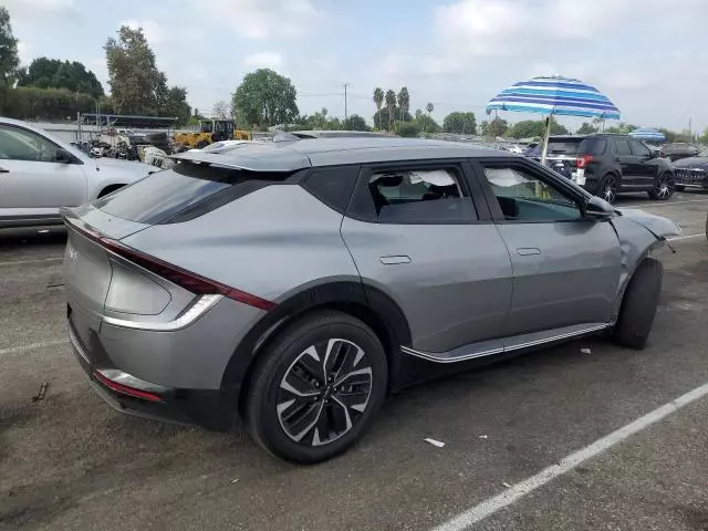 2024 KIA EV6 Light