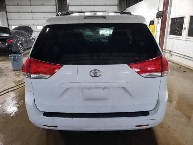 2012 Toyota Sienna XLE