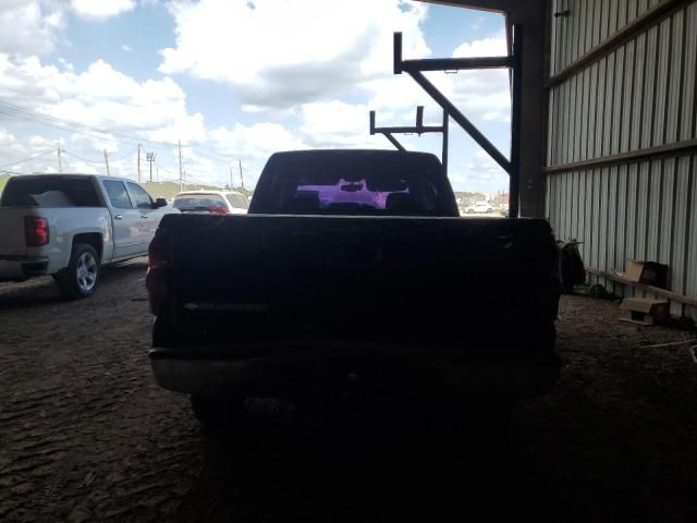 2003 Chevrolet Silverado C1500 Heavy Duty