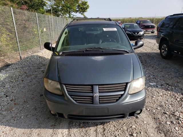 2005 Dodge Grand Caravan SXT