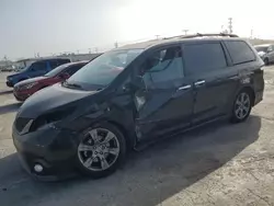 Toyota Vehiculos salvage en venta: 2017 Toyota Sienna SE