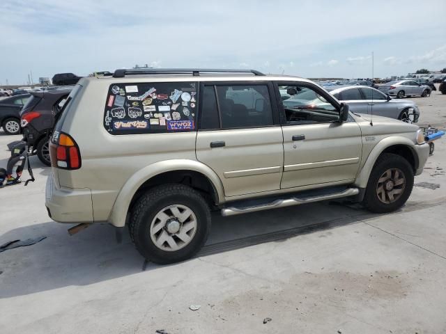 2002 Mitsubishi Montero Sport XLS